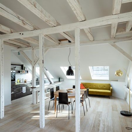 Kuenstlerzimmer Im Kulturhaus Haeselburg ゲーラ エクステリア 写真