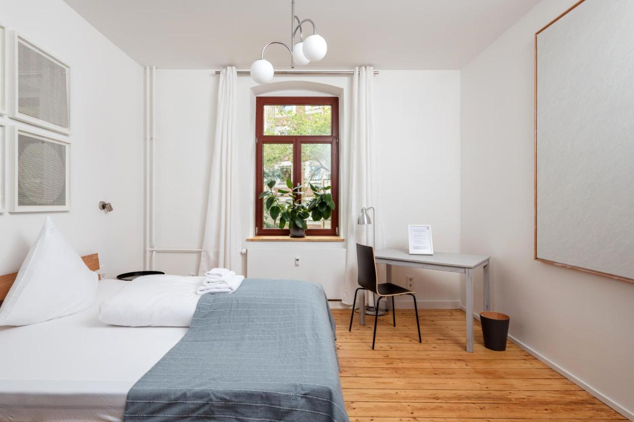 Kuenstlerzimmer Im Kulturhaus Haeselburg ゲーラ エクステリア 写真