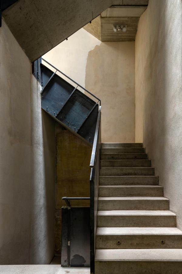 Kuenstlerzimmer Im Kulturhaus Haeselburg ゲーラ エクステリア 写真