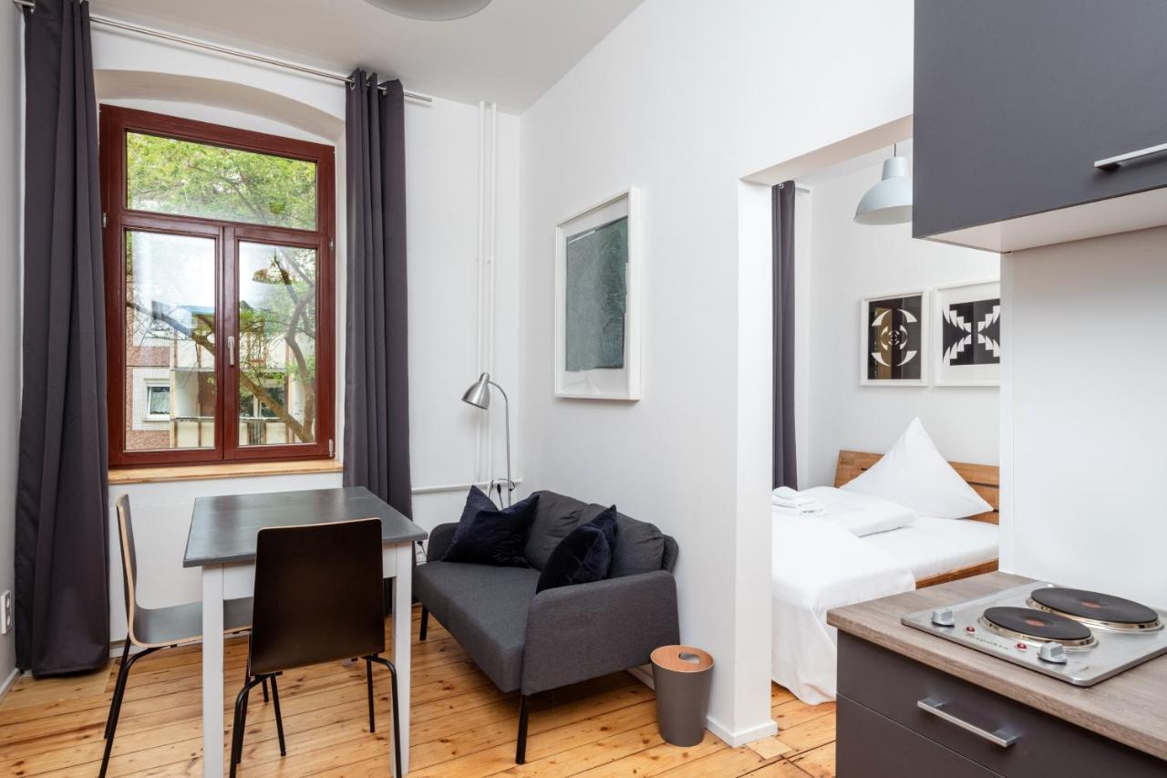 Kuenstlerzimmer Im Kulturhaus Haeselburg ゲーラ エクステリア 写真