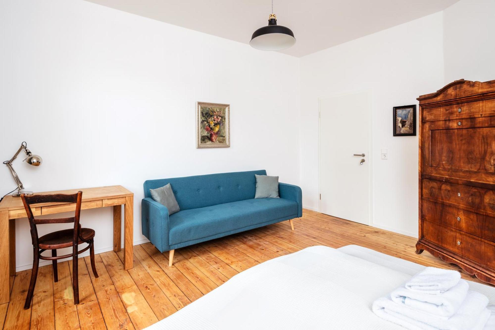 Kuenstlerzimmer Im Kulturhaus Haeselburg ゲーラ エクステリア 写真