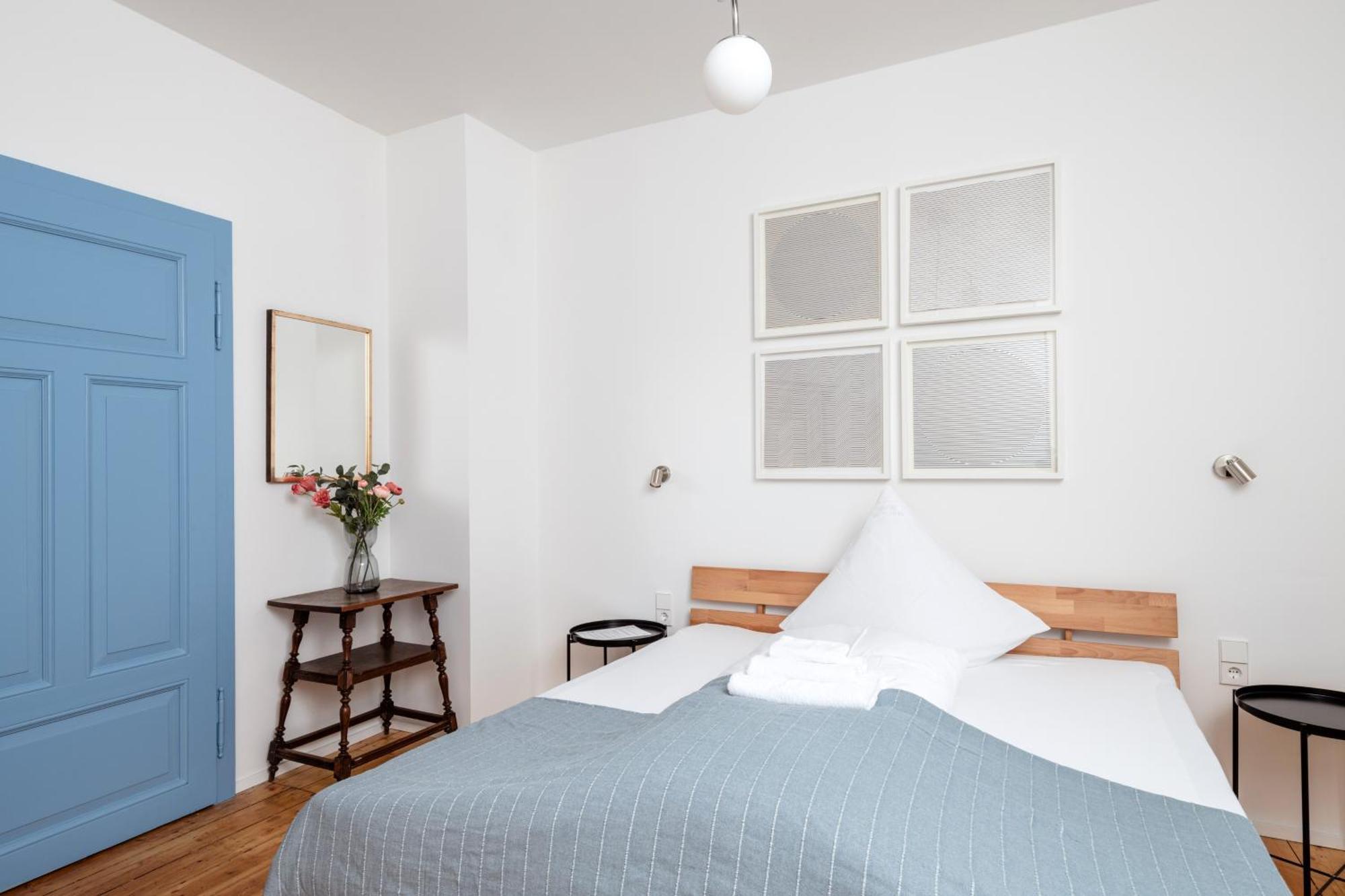 Kuenstlerzimmer Im Kulturhaus Haeselburg ゲーラ エクステリア 写真